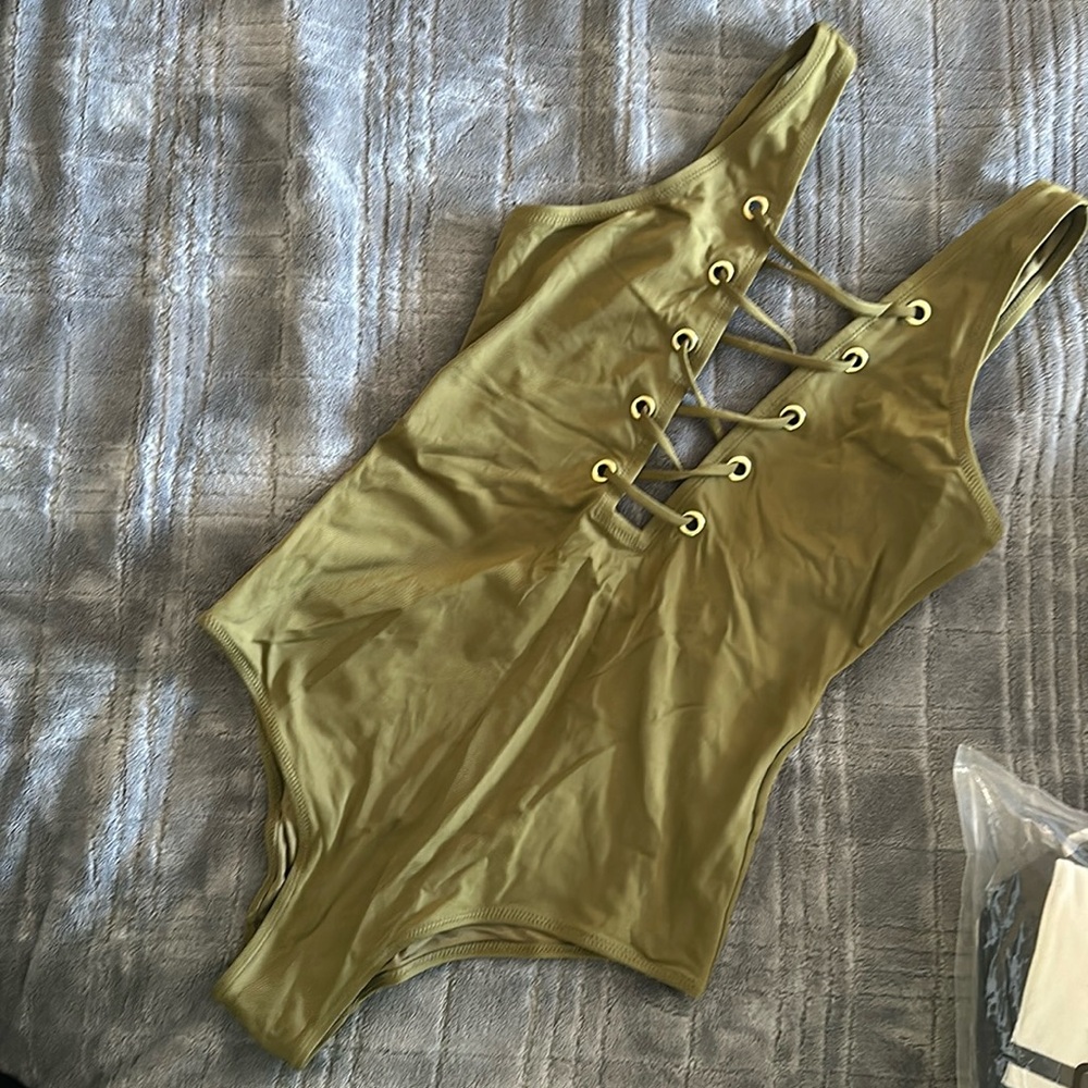 H&M low V-neck, cheeky swimsuit